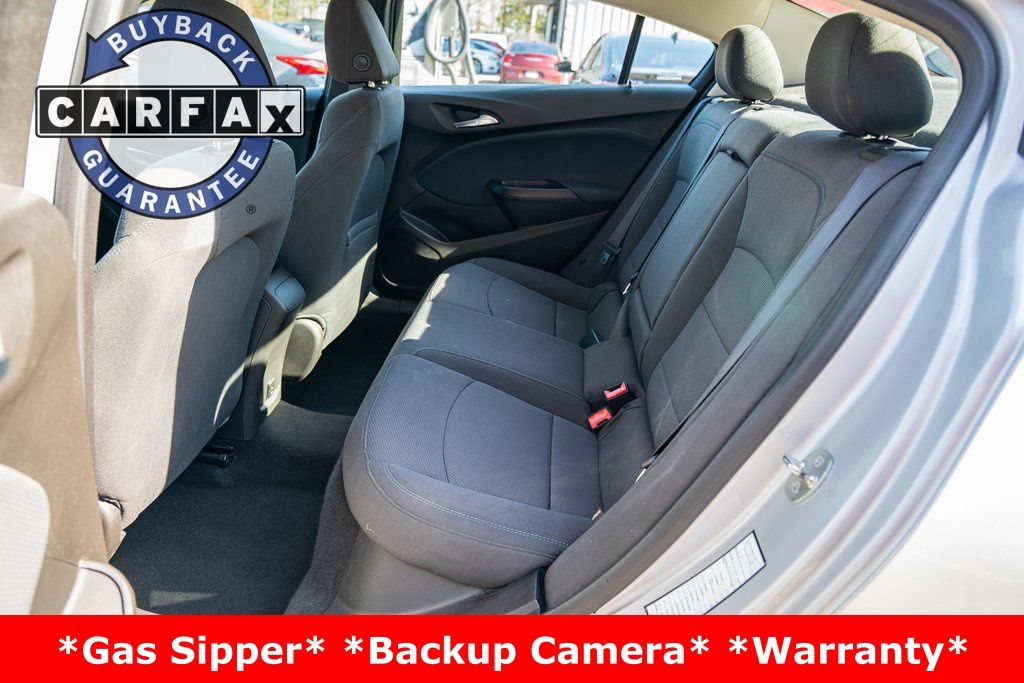 Vehicle image 16 of 27