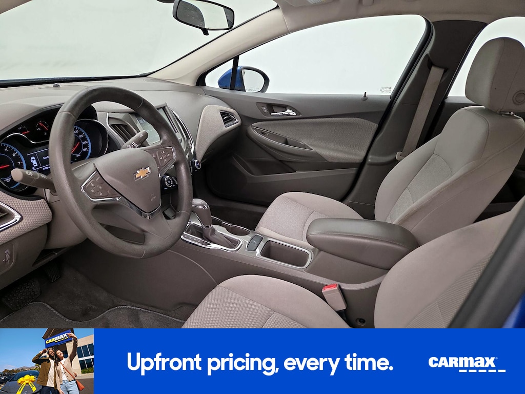 2018 Chevrolet Cruze LT Image 13 of 24