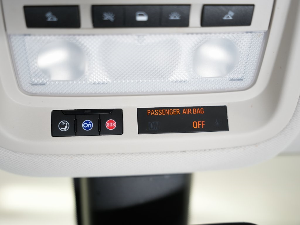 Vehicle image 46 of 58