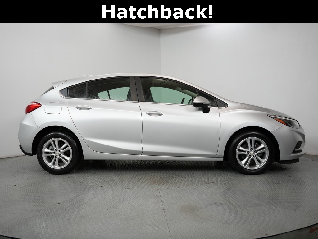 Vehicle image 4 of 58
