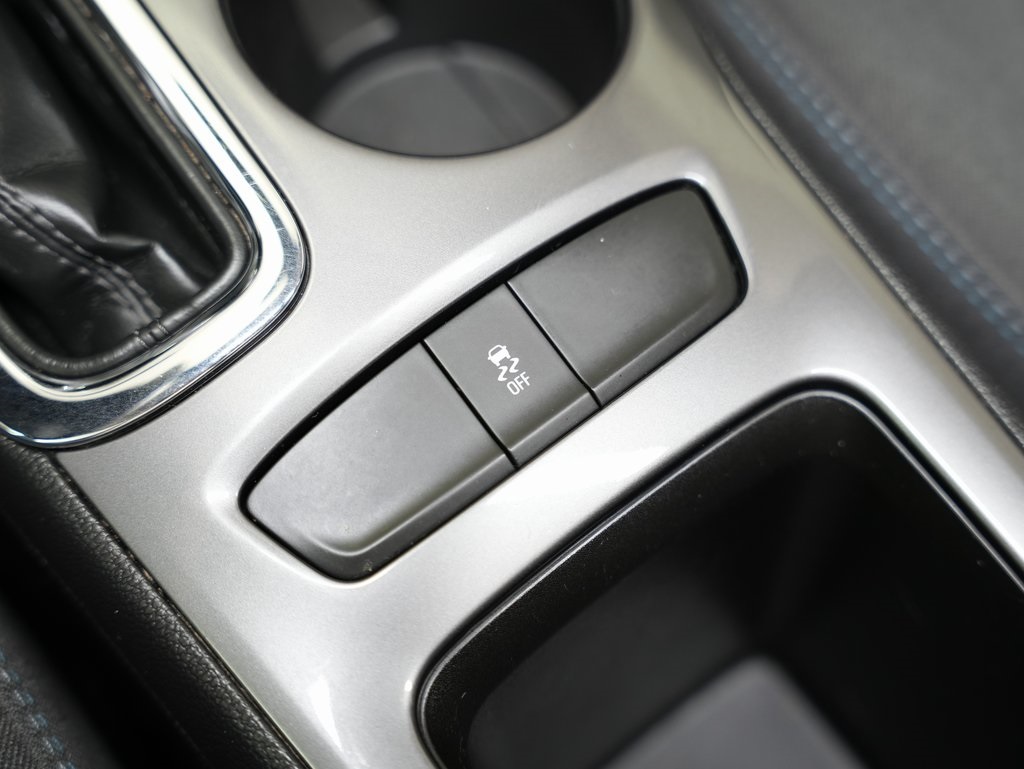 Vehicle image 23 of 58