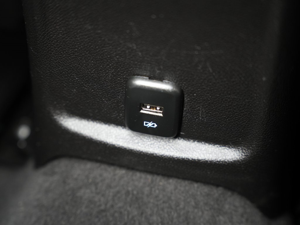 Vehicle image 38 of 58