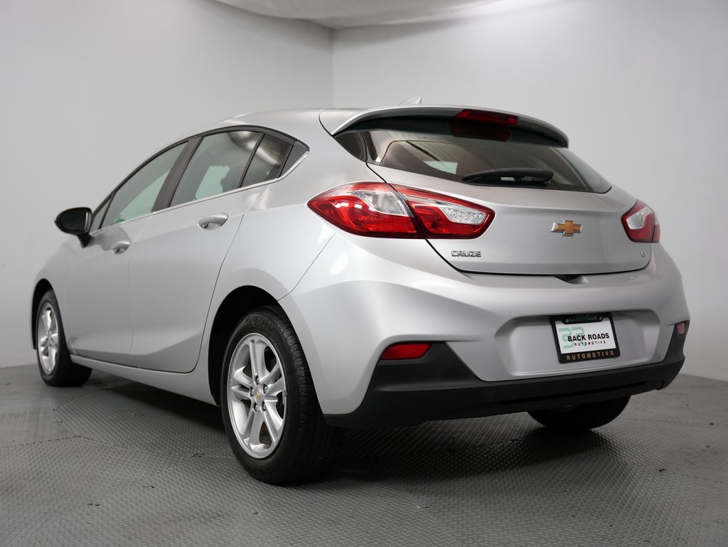 Vehicle image 7 of 58