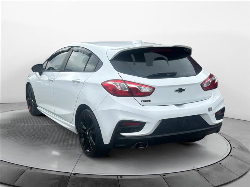 Vehicle image 6 of 14