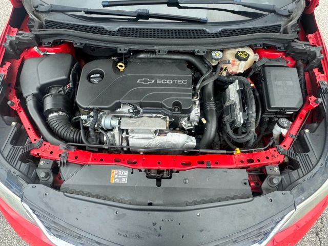 2018 Chevrolet Cruze LT Image 10 of 21