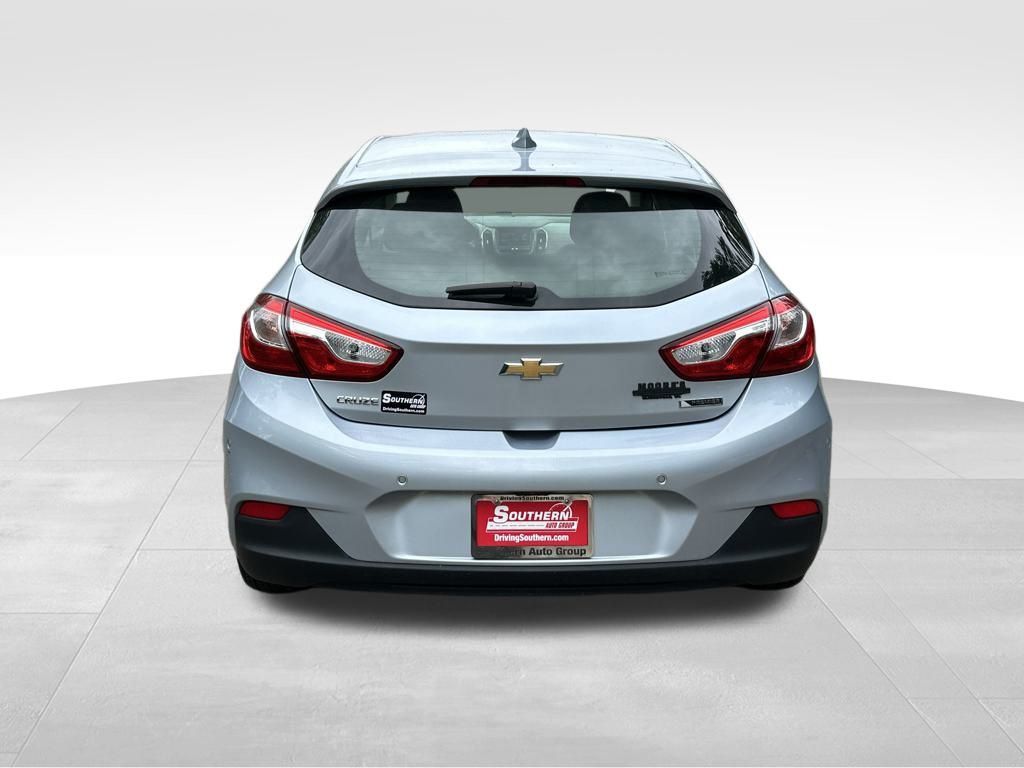 Vehicle image 6 of 22