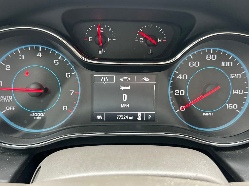 Vehicle image 13 of 22