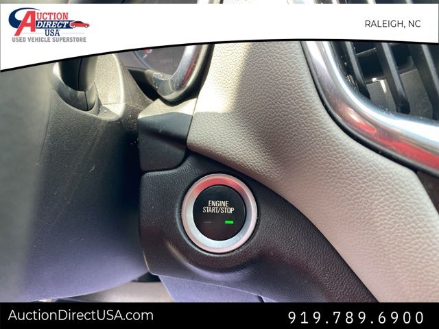 Vehicle image 26 of 37