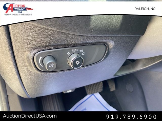 Vehicle image 19 of 37