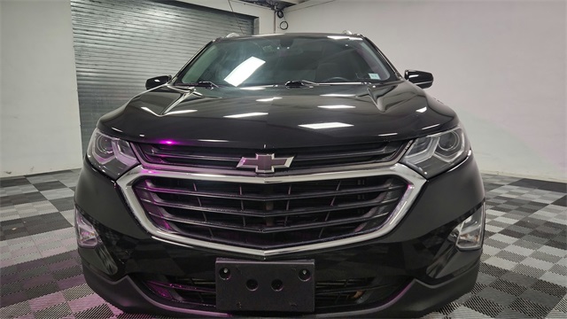Vehicle image 10 of 27