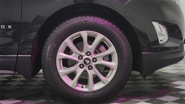 Vehicle image 25 of 27