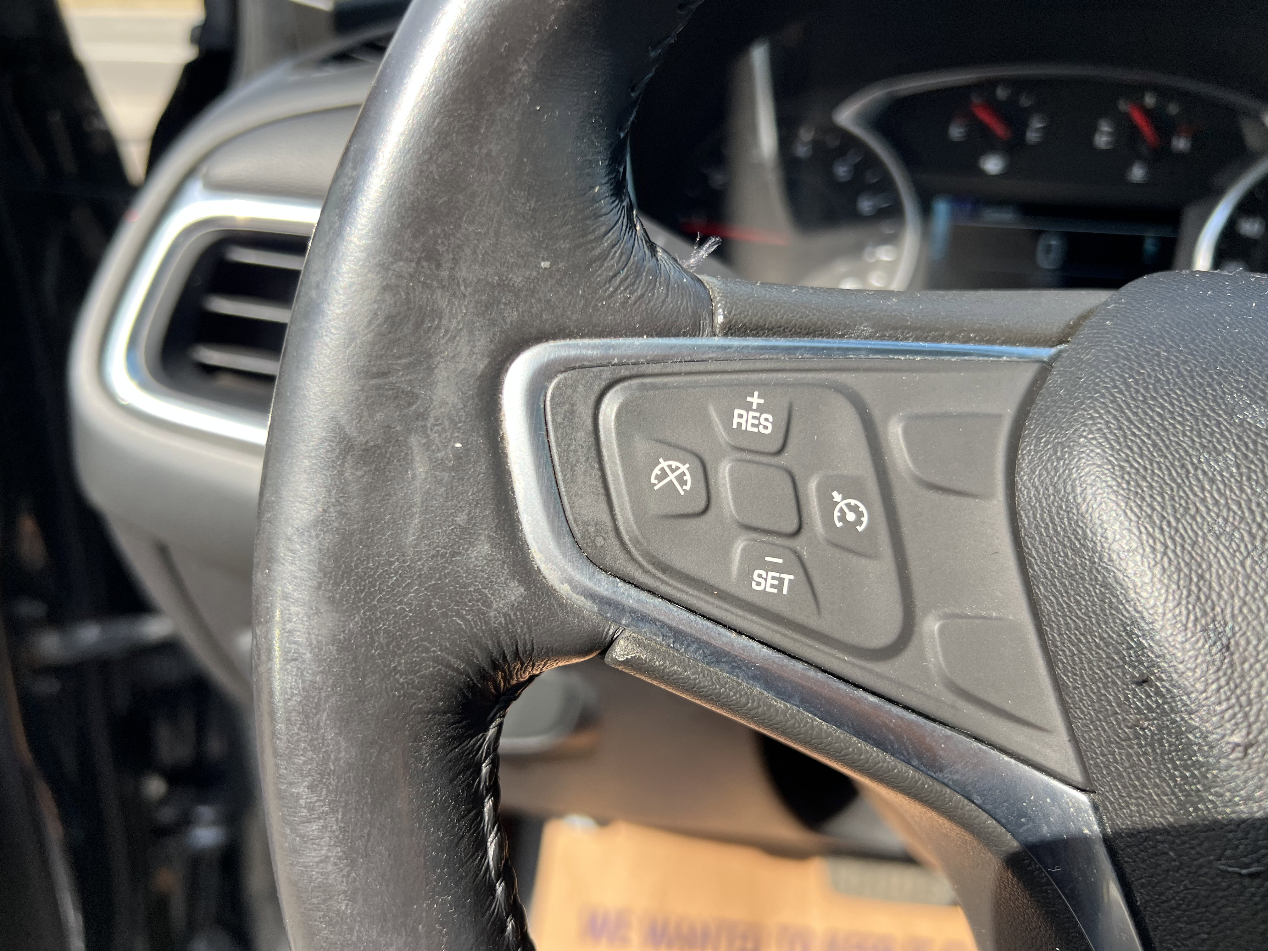 2018 Chevrolet Equinox LT Image 30 of 32