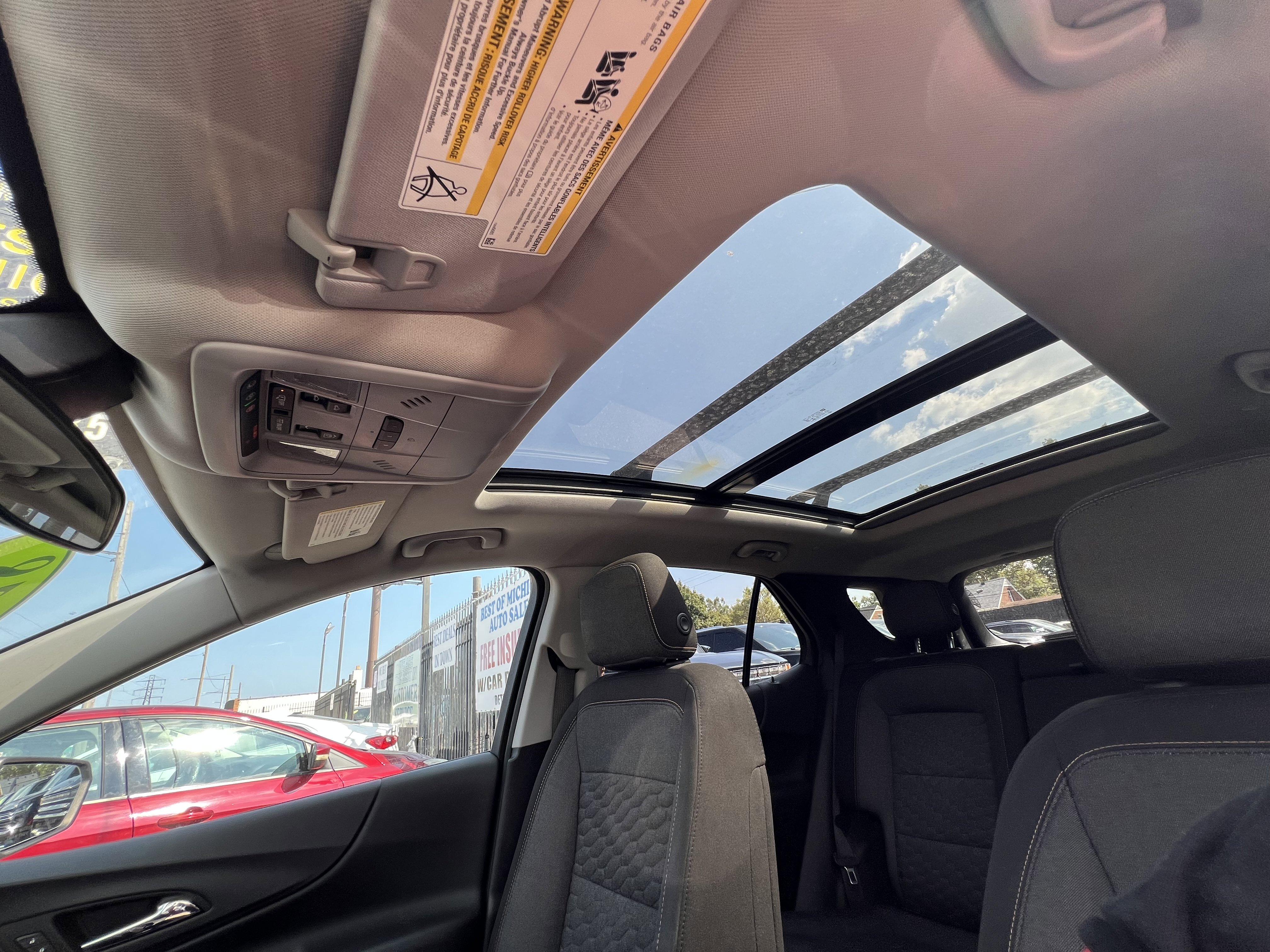 2018 Chevrolet Equinox LT Image 31 of 32