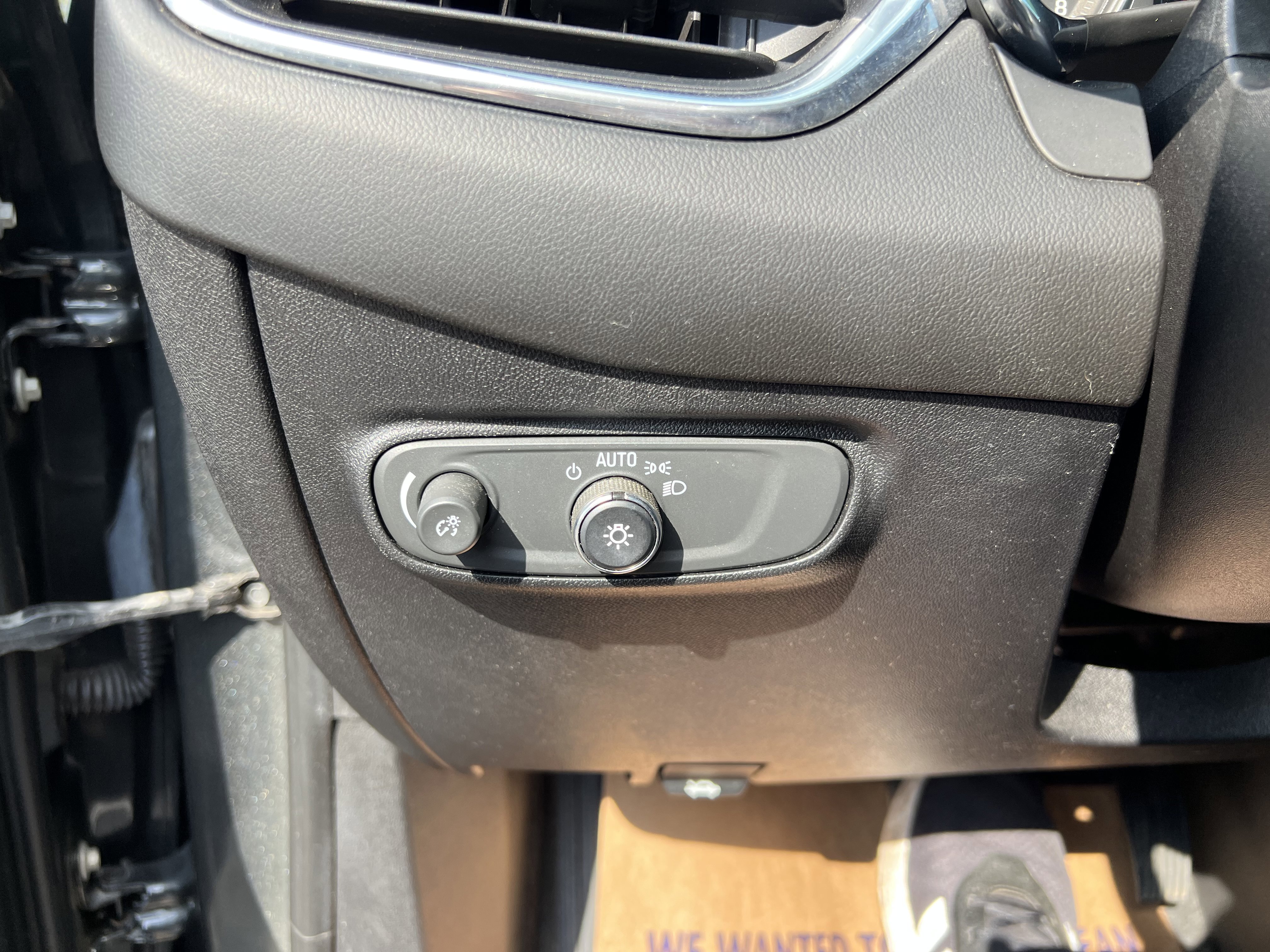 2018 Chevrolet Equinox LT Image 29 of 32