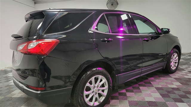 Vehicle image 7 of 25