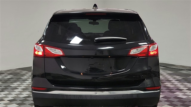 Vehicle image 8 of 25