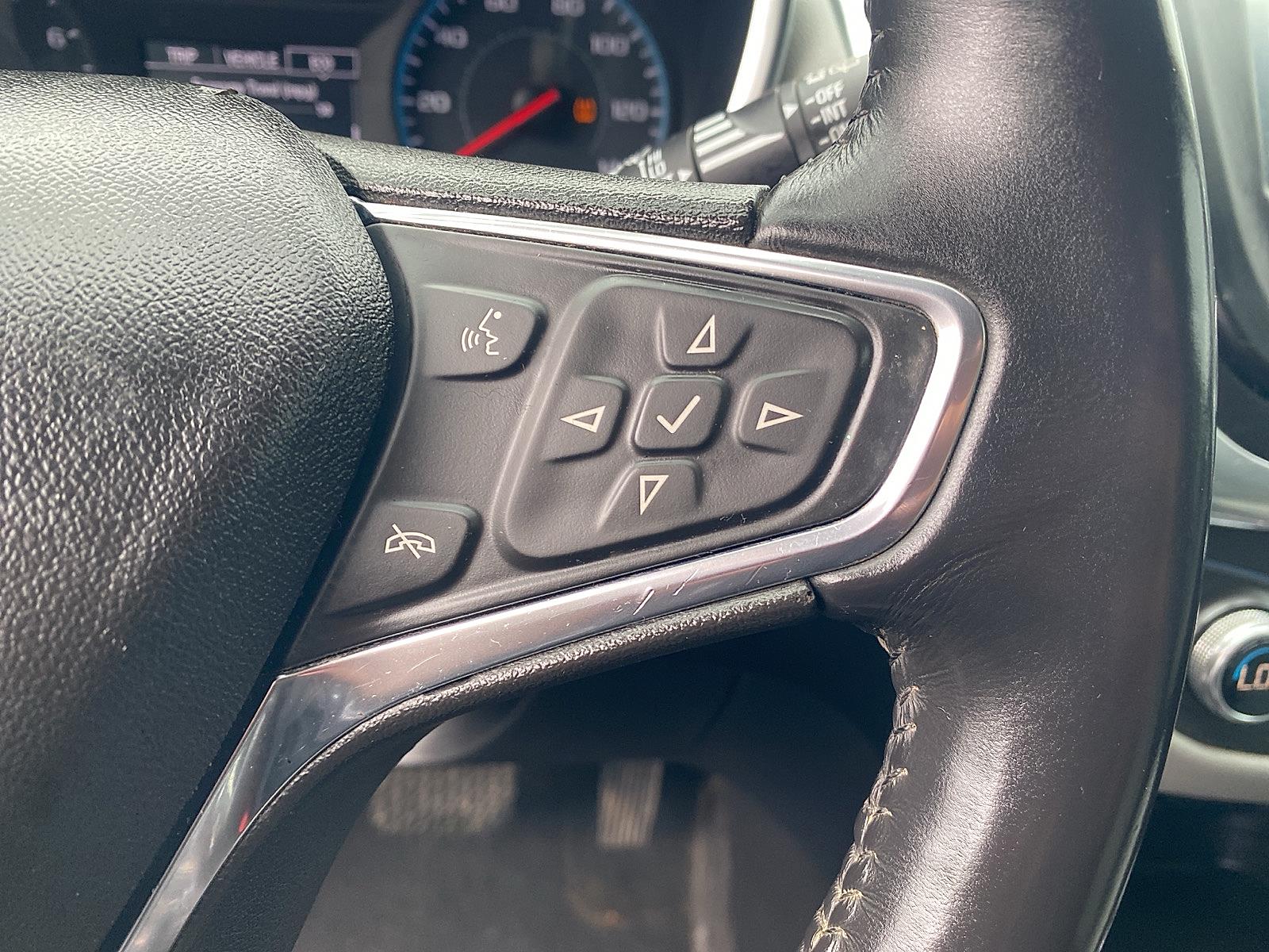 Vehicle image 22 of 26