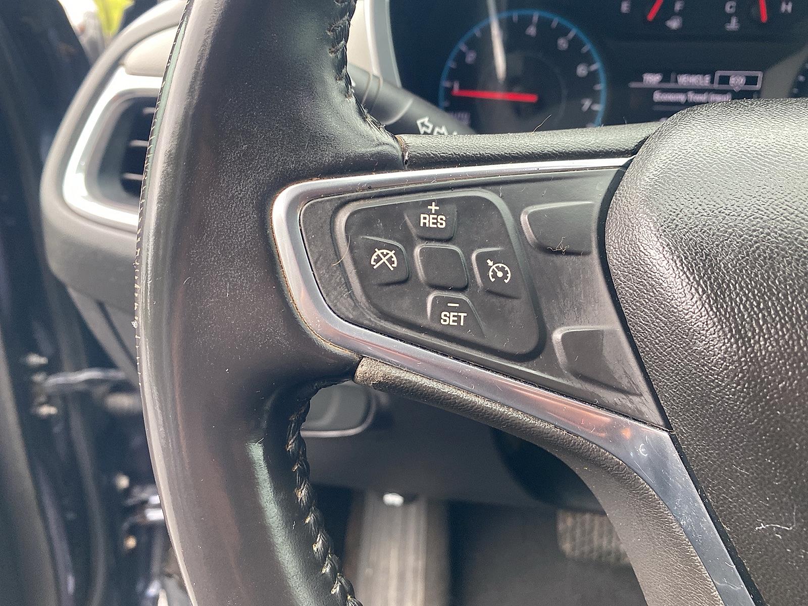 Vehicle image 14 of 26