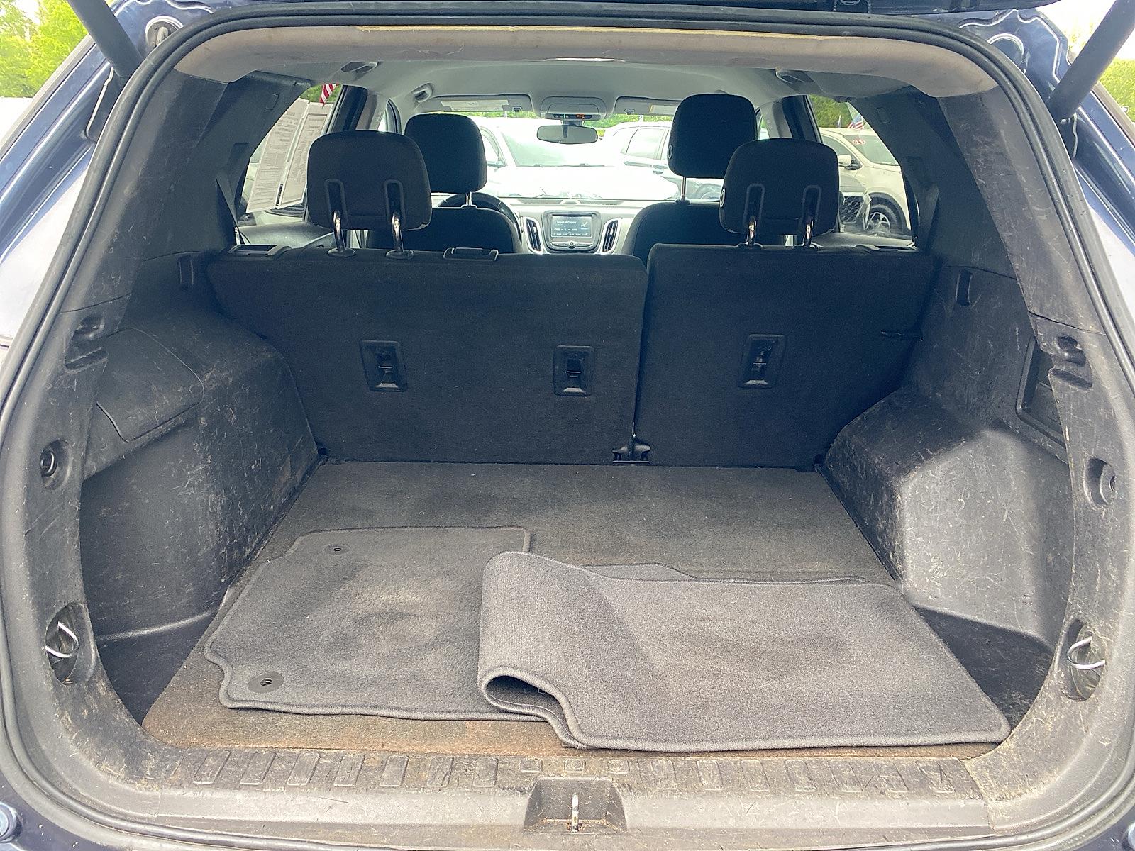 Vehicle image 9 of 26
