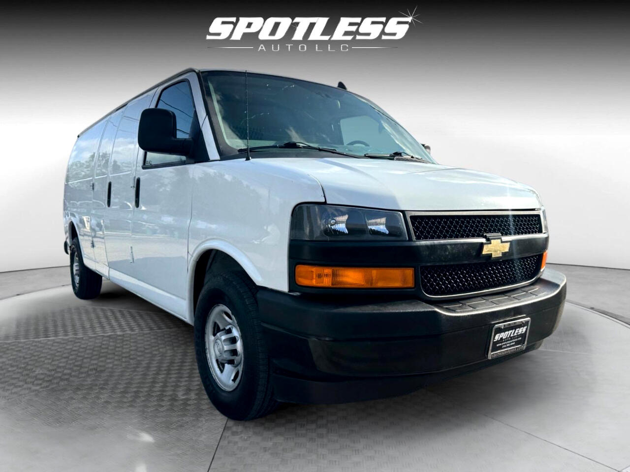 Vehicle image 5 of 27