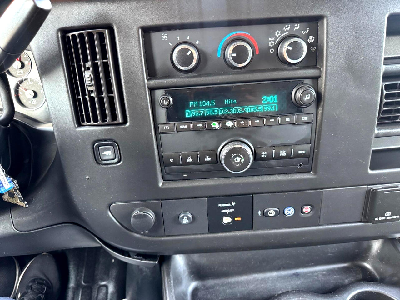 Vehicle image 22 of 27