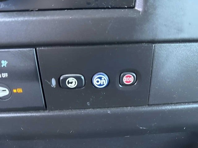 Vehicle image 13 of 24