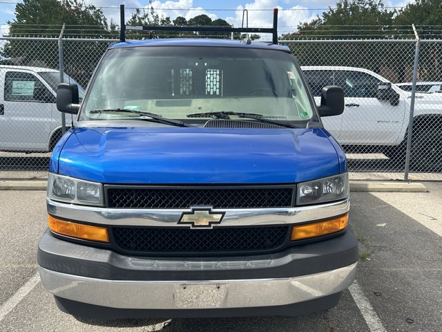 Vehicle image 2 of 4
