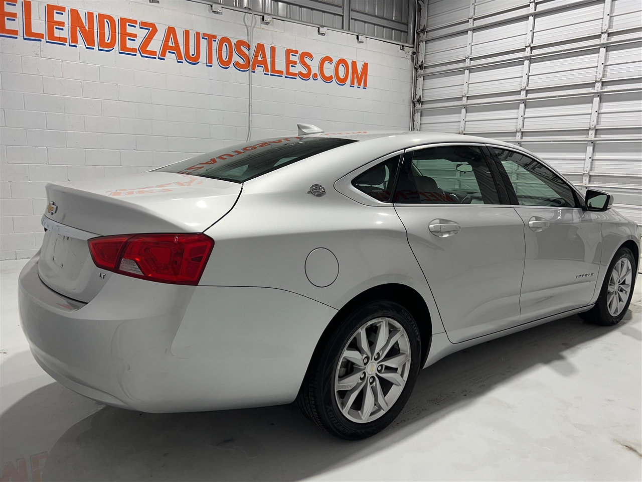 2018 Chevrolet Impala LT Image 5 of 22