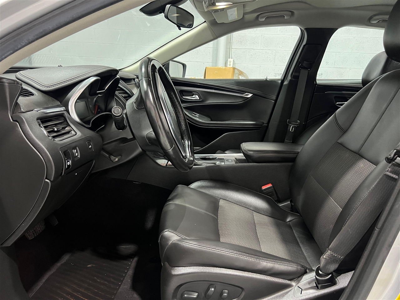 2018 Chevrolet Impala LT Image 21 of 22