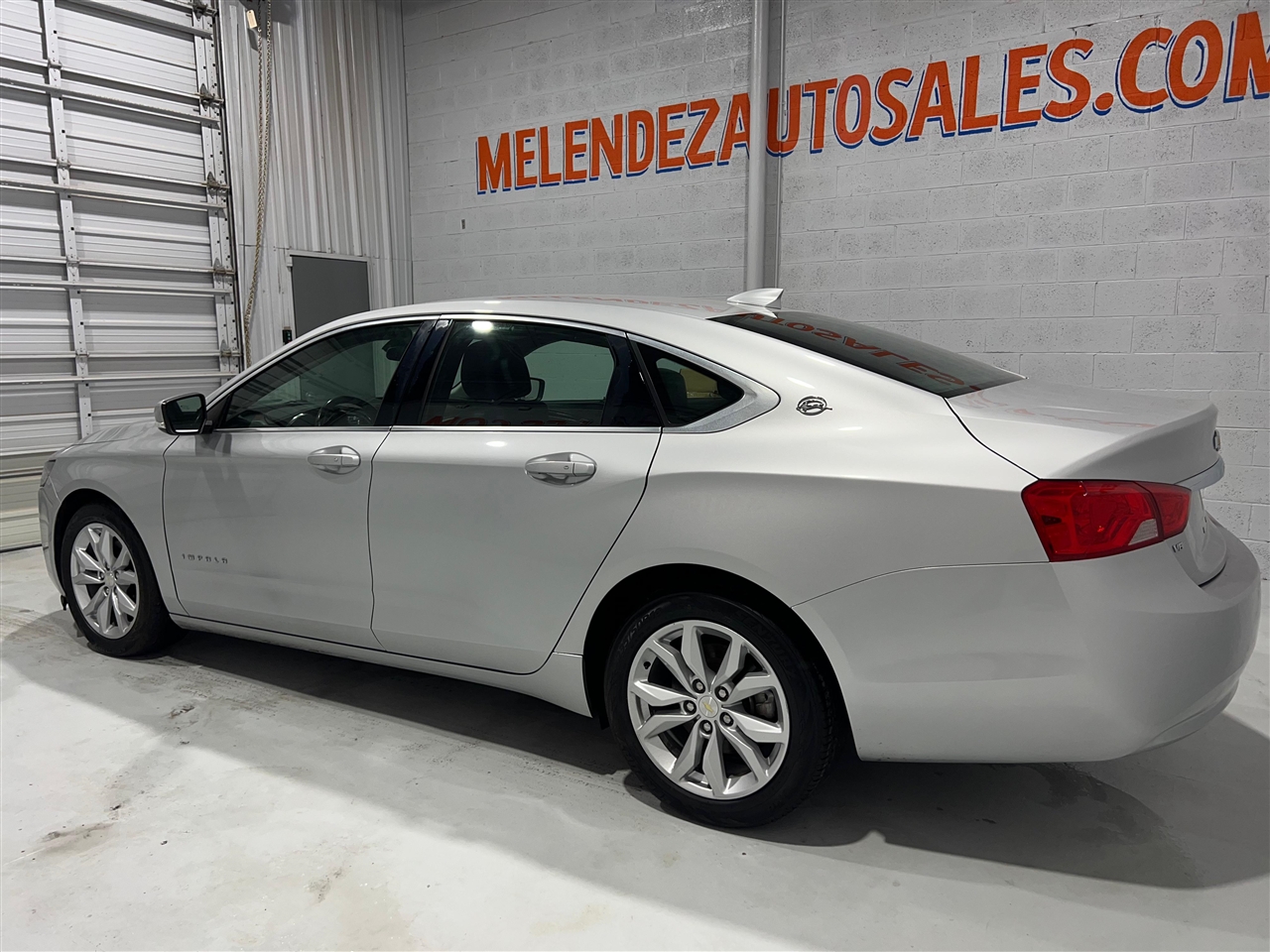 2018 Chevrolet Impala LT Image 6 of 22