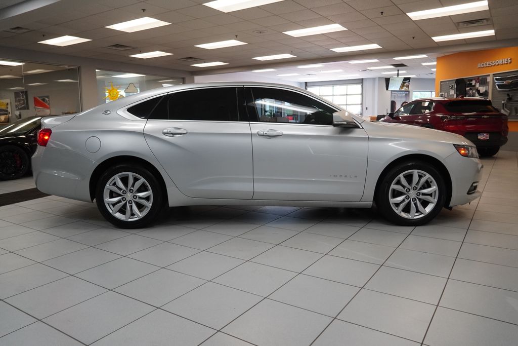 2018 Chevrolet Impala LT Image 3 of 28
