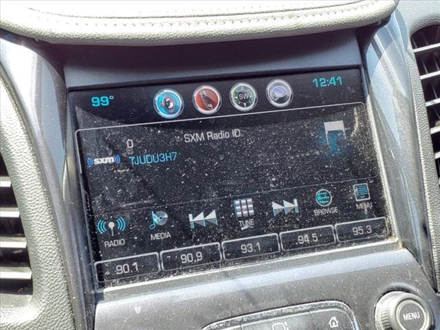 Vehicle image 17 of 25