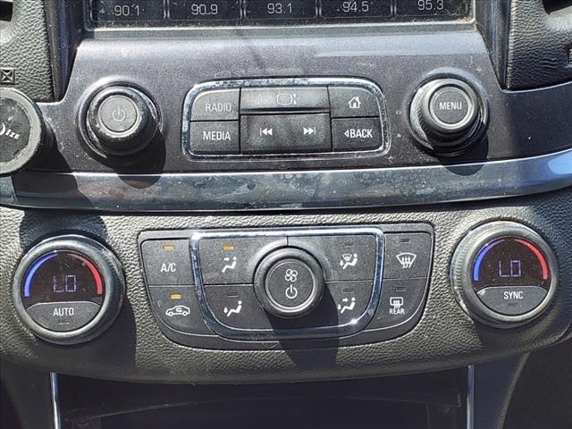 Vehicle image 20 of 25