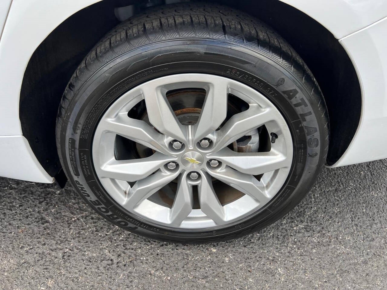 Vehicle image 34 of 58