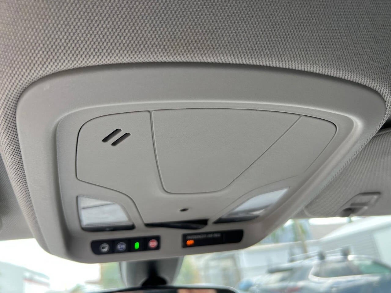 Vehicle image 23 of 58