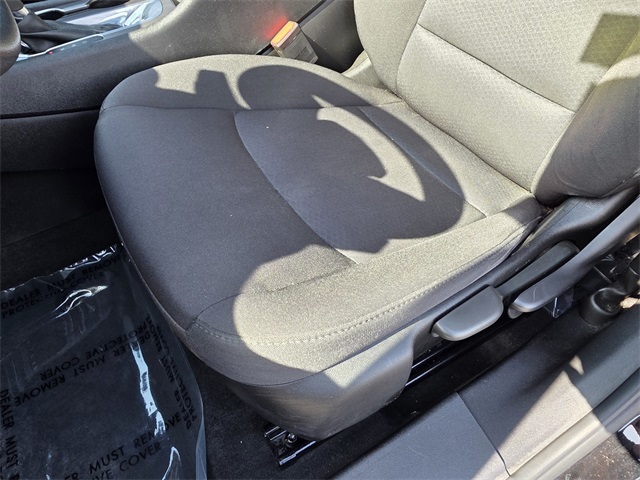 Vehicle image 31 of 32