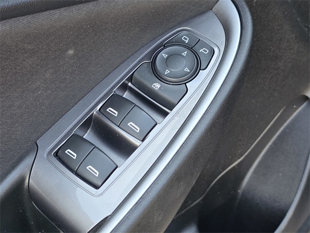 Vehicle image 25 of 32