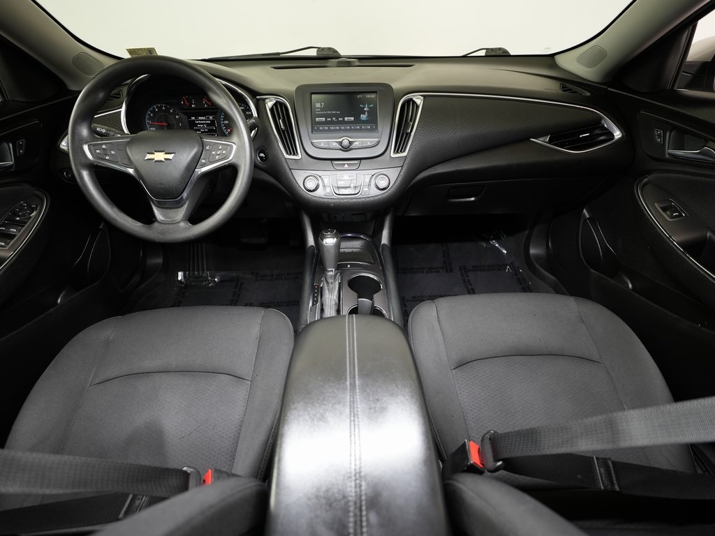 Vehicle image 20 of 57