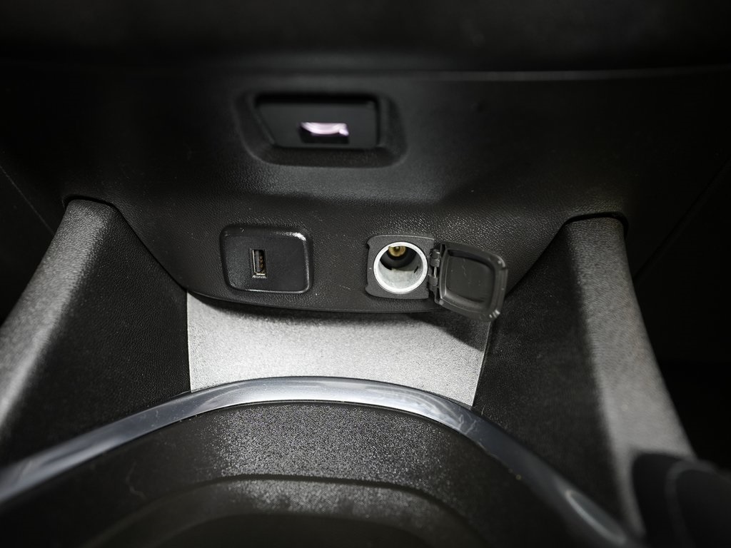 Vehicle image 40 of 57