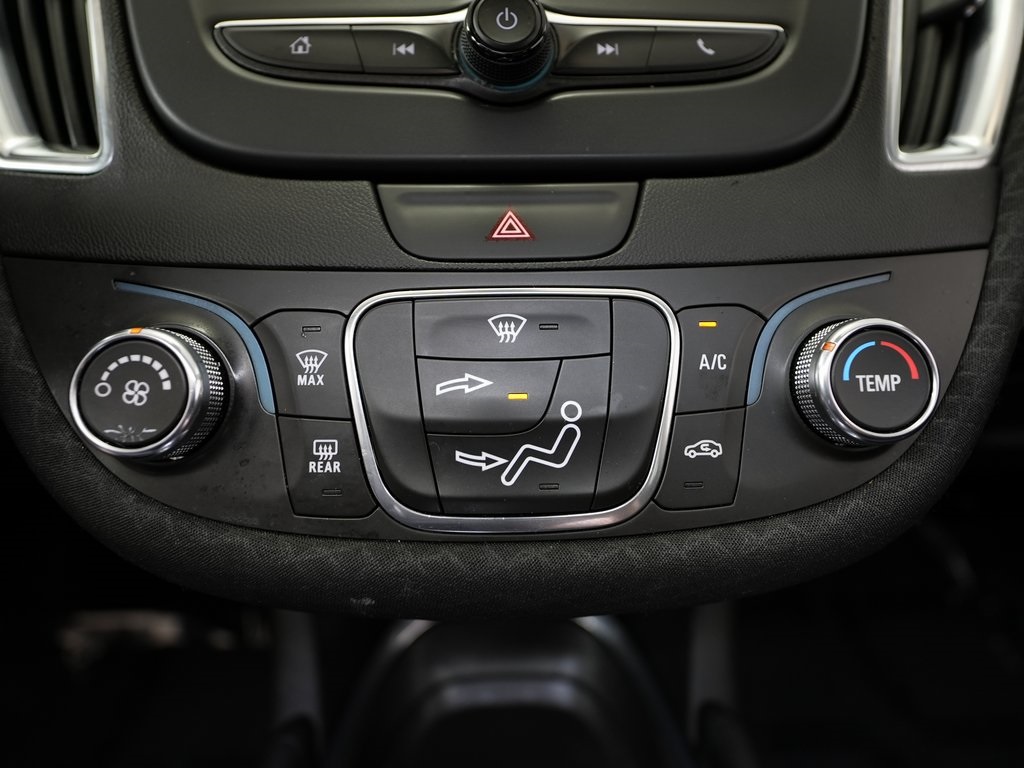 Vehicle image 39 of 57