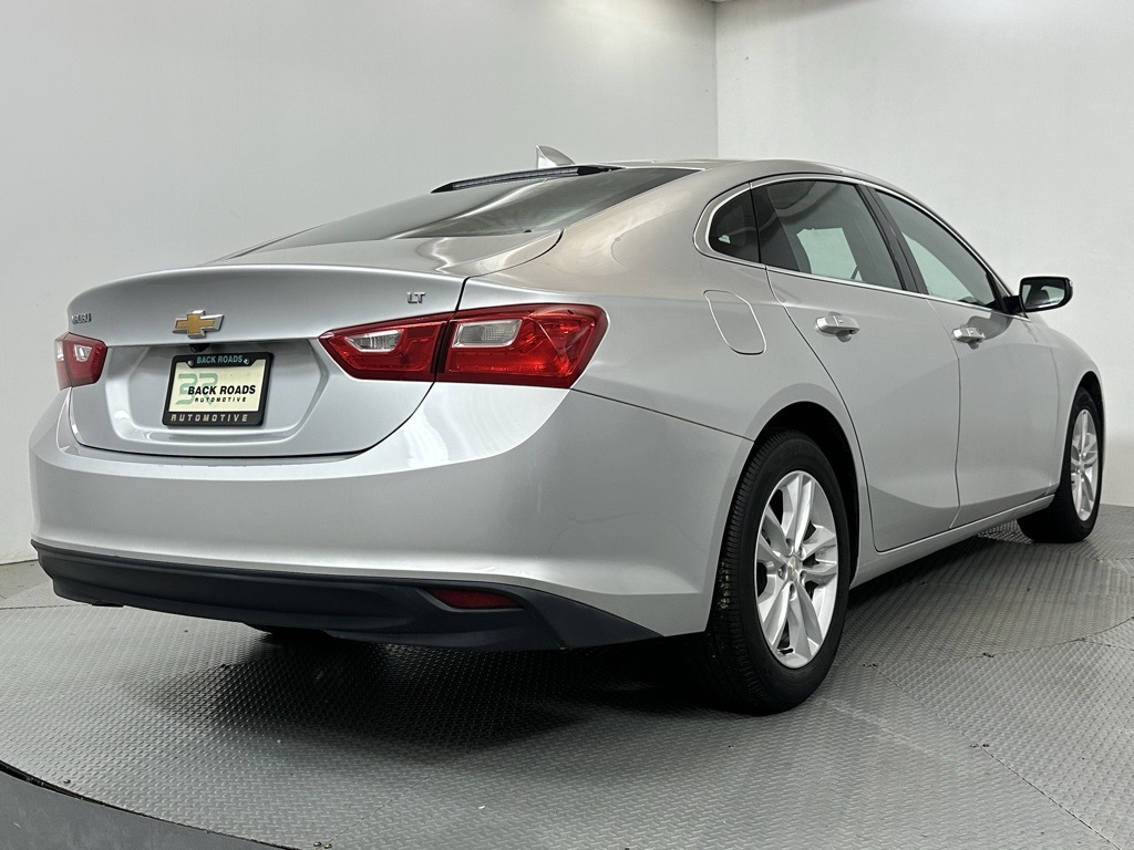 Vehicle image 5 of 57