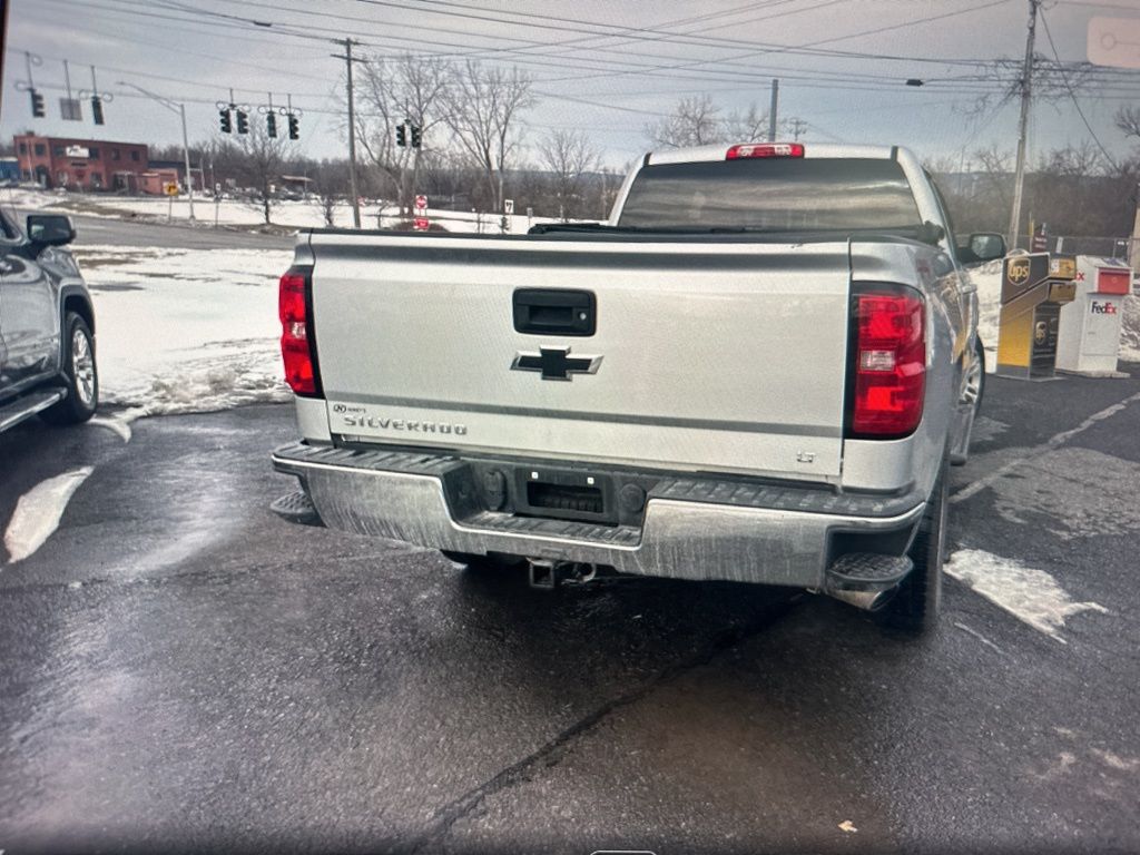 2018 Chevrolet Silverado 1500 LT Image 6 of 9