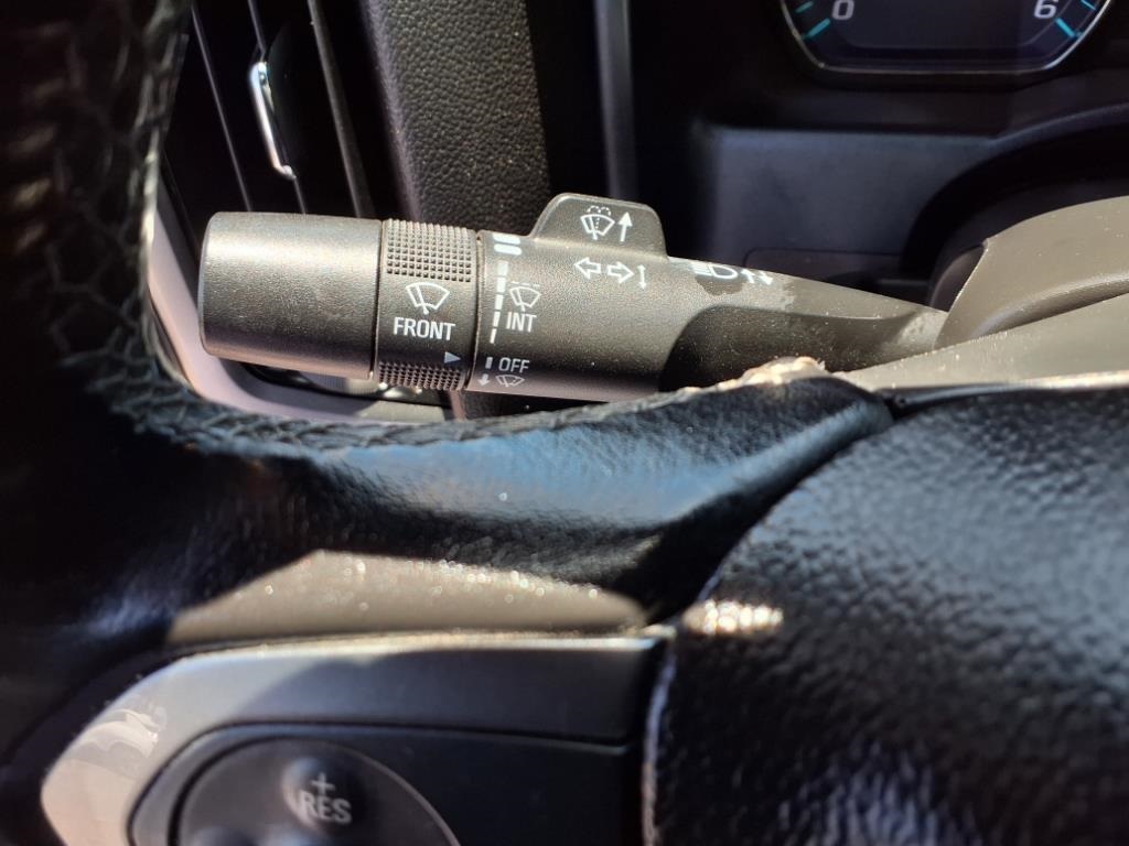 Vehicle image 19 of 26