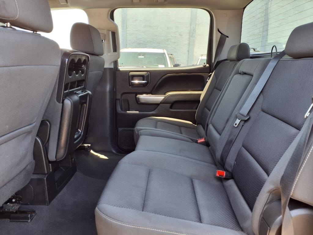Vehicle image 9 of 26