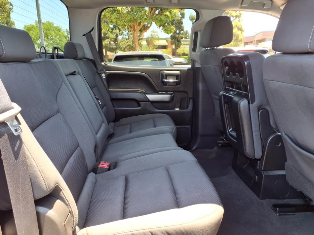Vehicle image 7 of 26