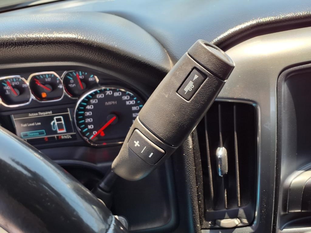 Vehicle image 21 of 26
