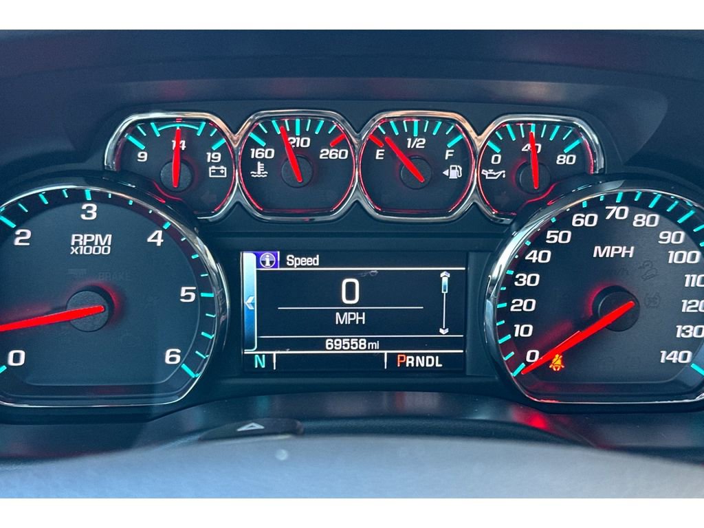 Vehicle image 18 of 23