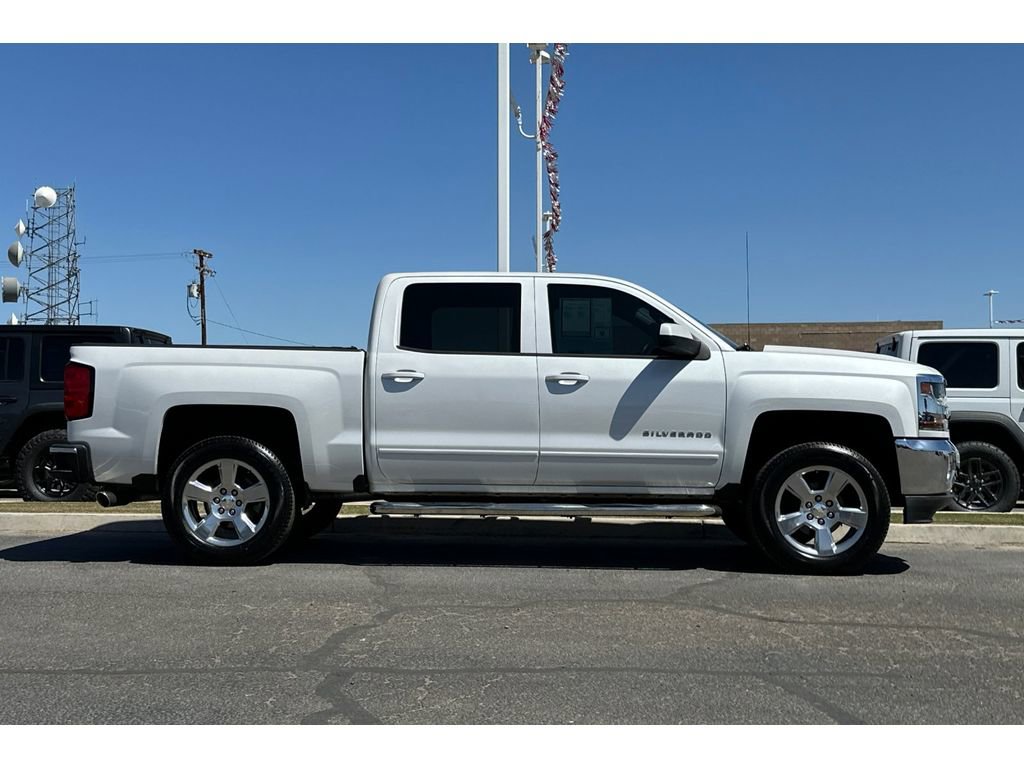 Vehicle image 3 of 23