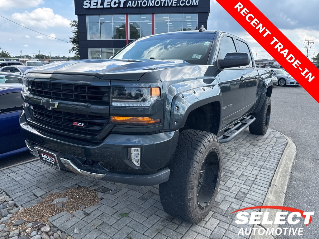 Vehicle image 1 of 6