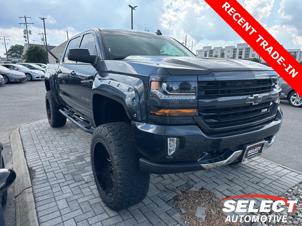 Vehicle image 2 of 6